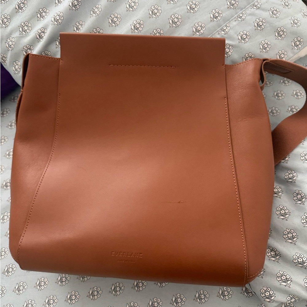 Everlane Tan Leather Shoulder Bag